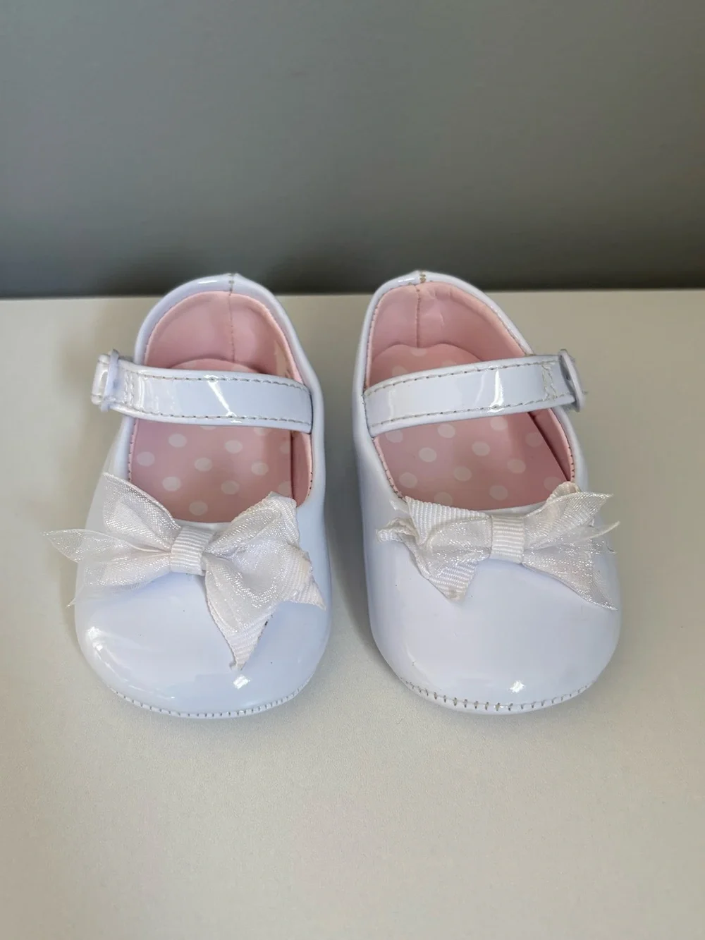 White Patent Bow Mary Jane Baby Dress Shoes Infant Girl Size 2